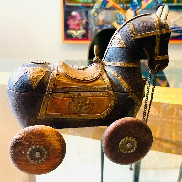 SALE! Antique Rajasthani wood carved Marwari war or wedding horse - Picture 3 of 13